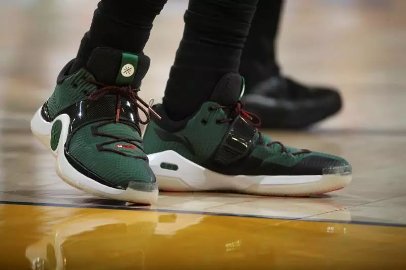 对峙的人 对峙的人