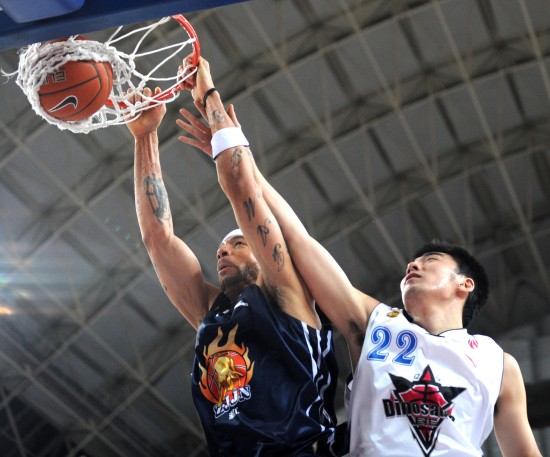 的球迷而言 的球迷而言