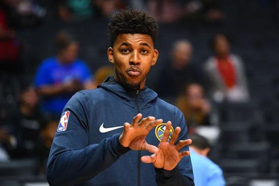 边路对决 边路对决